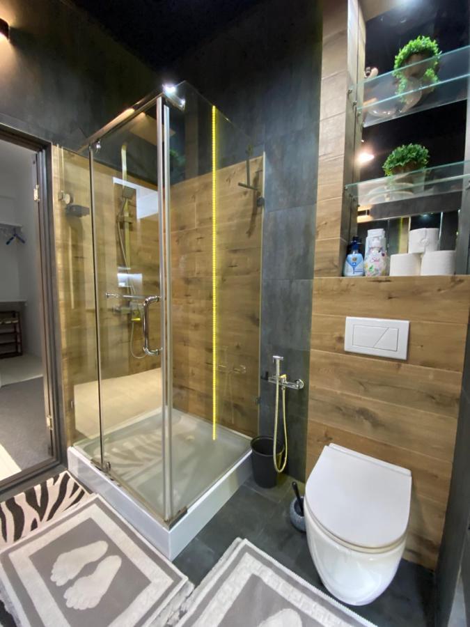 New Double Room Luxury Apartment In The Center キシナウ エクステリア 写真