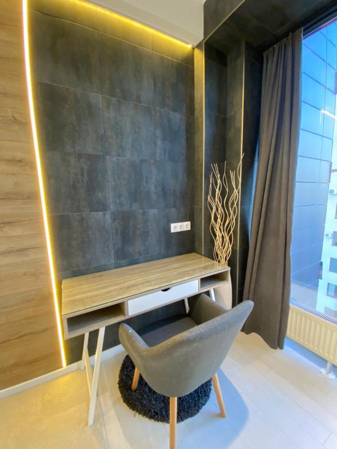 New Double Room Luxury Apartment In The Center キシナウ エクステリア 写真